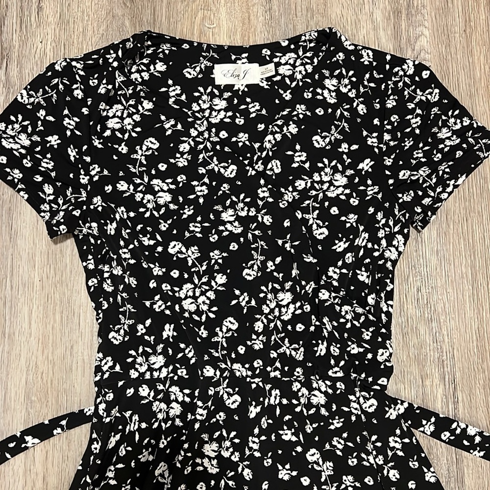 Eliza J Faux Wrap Floral Midi Dress - Picture 3 of 12